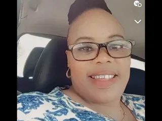 Itumets, 50yo cam performer