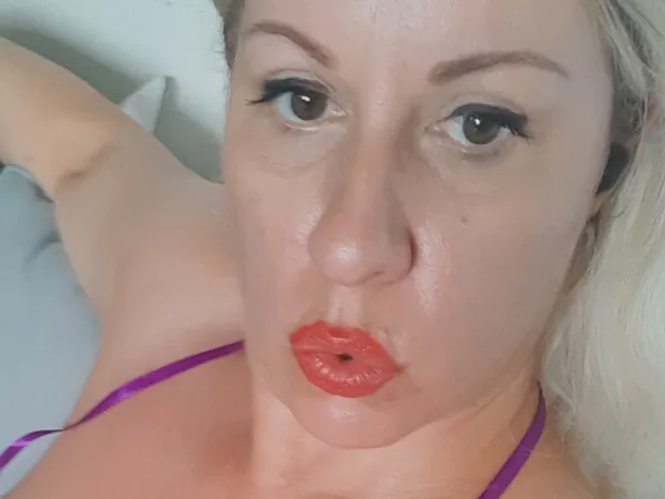 Soraya1978, 43yo cam performer