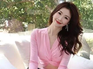 xiaoping, 41yo cam performer
